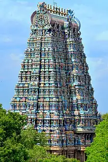 MEENAKSHI_TEMPLE-_WEST_TOWER